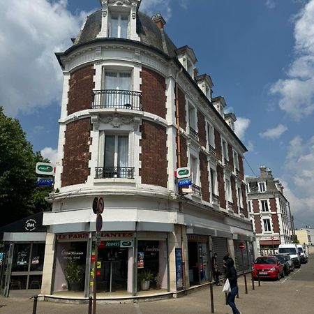 Etoiles De Mantes Hotel Ngoại thất bức ảnh