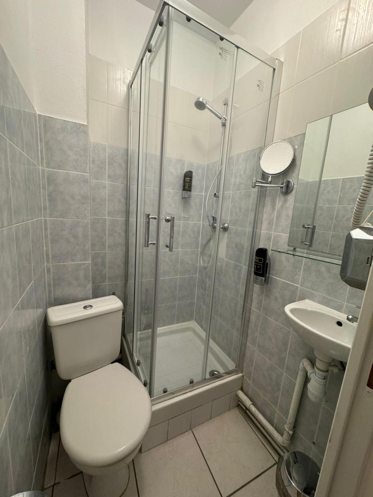 Etoiles De Mantes Hotel Ngoại thất bức ảnh